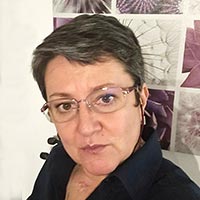 Eva Nezdarová
